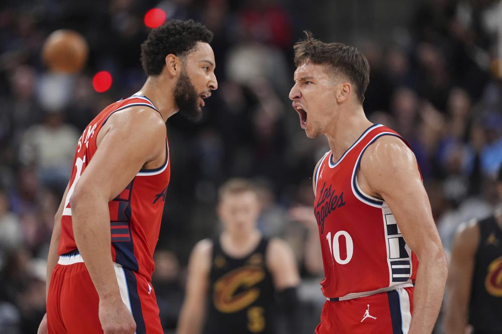 西功勋教练 西功勋教练