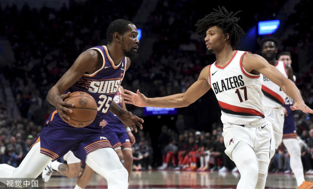 己的角色定 己的角色定