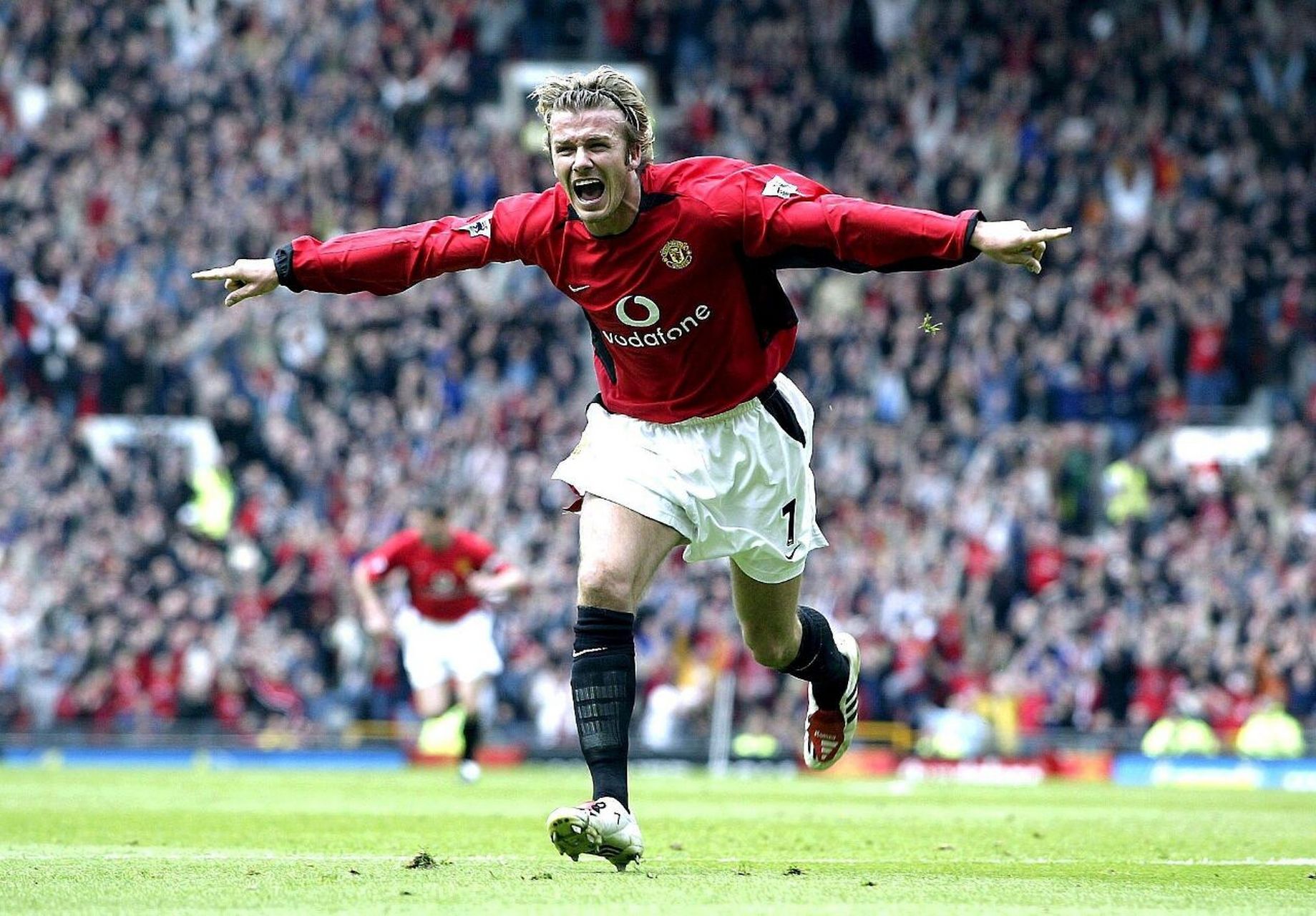 表现抢眼 表现抢眼