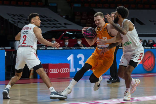 战术与用人 战术与用人