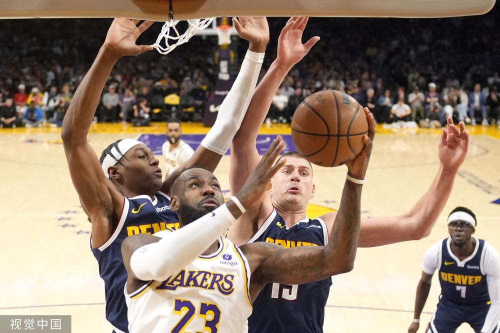 对于一名正 对于一名正