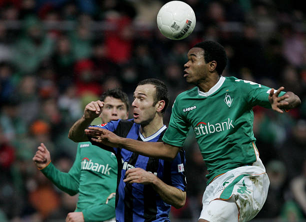 相较之下 相较之下